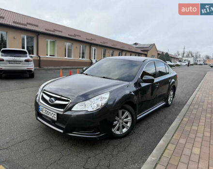 Серый Субару Легаси, объемом двигателя 2.5 л и пробегом 190 тыс. км за 6499 $, фото 4 на Automoto.ua