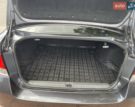 Серый Субару Легаси, объемом двигателя 2.46 л и пробегом 210 тыс. км за 9500 $, фото 11 на Automoto.ua