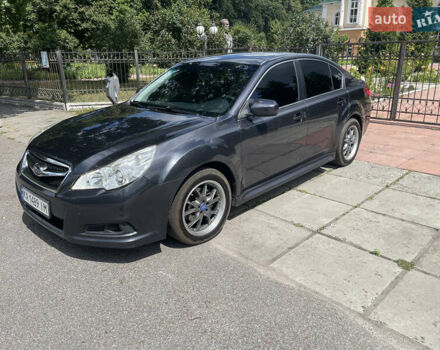 Серый Субару Легаси, объемом двигателя 2.46 л и пробегом 210 тыс. км за 9500 $, фото 5 на Automoto.ua