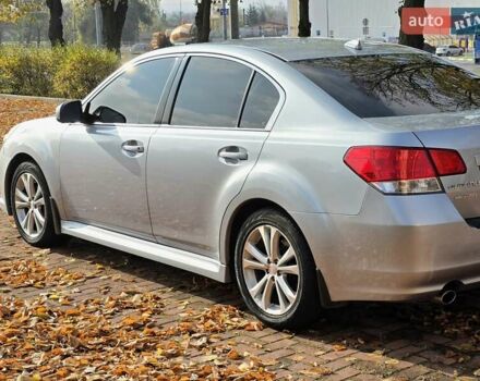 Сірий Субару Легасі, об'ємом двигуна 2.5 л та пробігом 219 тис. км за 7500 $, фото 1 на Automoto.ua