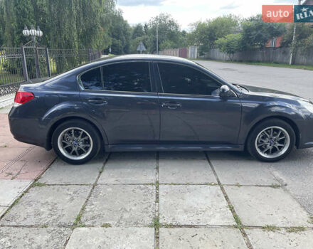 Серый Субару Легаси, объемом двигателя 2.46 л и пробегом 210 тыс. км за 9500 $, фото 19 на Automoto.ua