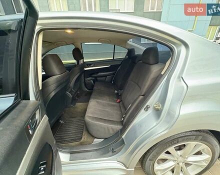 Сірий Субару Легасі, об'ємом двигуна 2.46 л та пробігом 259 тис. км за 5900 $, фото 64 на Automoto.ua