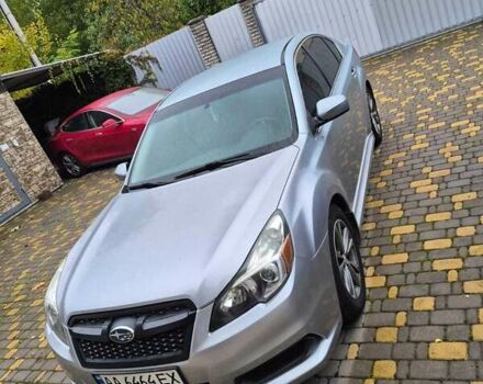 Серый Субару Легаси, объемом двигателя 2.46 л и пробегом 210 тыс. км за 7700 $, фото 2 на Automoto.ua