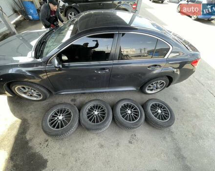 Серый Субару Легаси, объемом двигателя 2.46 л и пробегом 210 тыс. км за 9500 $, фото 25 на Automoto.ua