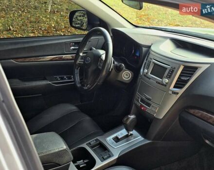 Сірий Субару Легасі, об'ємом двигуна 2.5 л та пробігом 219 тис. км за 7300 $, фото 20 на Automoto.ua