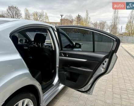 Сірий Субару Легасі, об'ємом двигуна 2.46 л та пробігом 259 тис. км за 5900 $, фото 52 на Automoto.ua