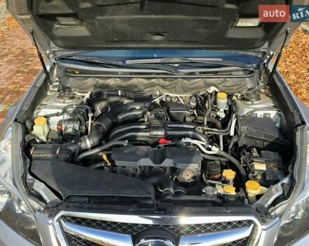 Сірий Субару Легасі, об'ємом двигуна 2.5 л та пробігом 219 тис. км за 7500 $, фото 24 на Automoto.ua