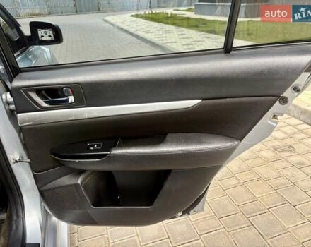 Сірий Субару Легасі, об'ємом двигуна 2.46 л та пробігом 259 тис. км за 5900 $, фото 46 на Automoto.ua