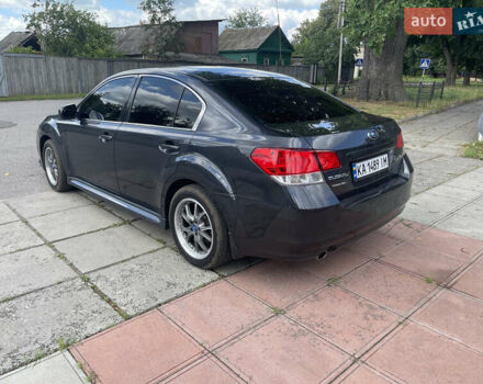 Серый Субару Легаси, объемом двигателя 2.46 л и пробегом 210 тыс. км за 9500 $, фото 16 на Automoto.ua