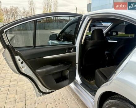 Сірий Субару Легасі, об'ємом двигуна 2.46 л та пробігом 259 тис. км за 5900 $, фото 58 на Automoto.ua