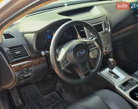 Серый Субару Легаси, объемом двигателя 2.46 л и пробегом 219 тыс. км за 6900 $, фото 8 на Automoto.ua