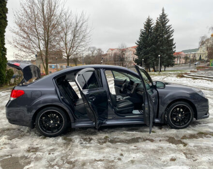 Сірий Субару Легасі, об'ємом двигуна 2.5 л та пробігом 236 тис. км за 9290 $, фото 23 на Automoto.ua