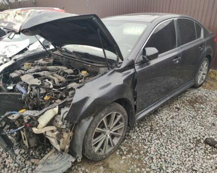 Сірий Субару Легасі, об'ємом двигуна 2.5 л та пробігом 190 тис. км за 3650 $, фото 4 на Automoto.ua