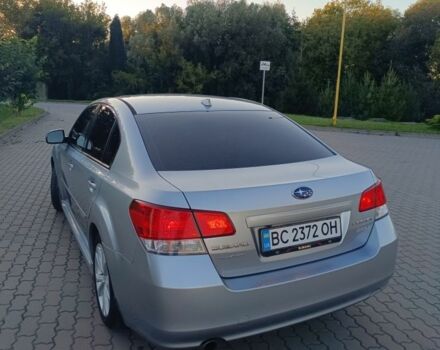 Серый Субару Легаси, объемом двигателя 2.5 л и пробегом 176 тыс. км за 8500 $, фото 4 на Automoto.ua