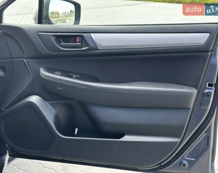 Субару Легасі 2015 у Львові на Automoto.ua Сірий Субару Легасі, об'ємом двигуна 2.46 л та пробігом 181 тис. км за 9999 $, фото 24 на Automoto.ua