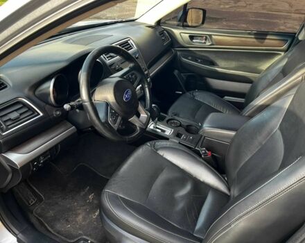 Сірий Субару Легасі, об'ємом двигуна 2.5 л та пробігом 315 тис. км за 10500 $, фото 6 на Automoto.ua