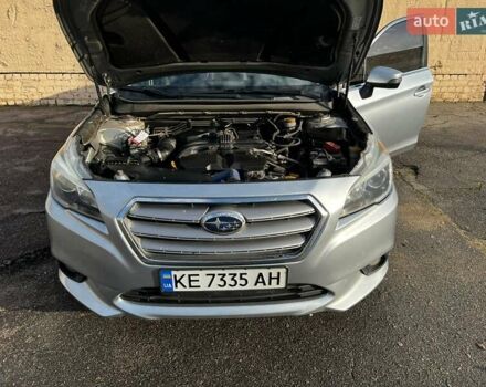 Сірий Субару Легасі, об'ємом двигуна 2.46 л та пробігом 319 тис. км за 10500 $, фото 2 на Automoto.ua