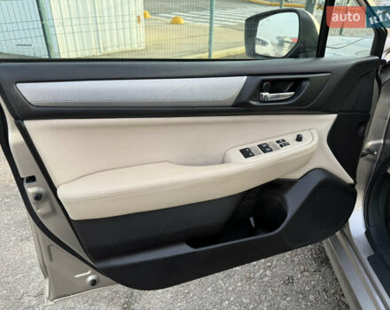 Сірий Субару Легасі, об'ємом двигуна 2.46 л та пробігом 318 тис. км за 11990 $, фото 8 на Automoto.ua