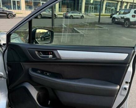 Сірий Субару Легасі, об'ємом двигуна 2.5 л та пробігом 220 тис. км за 11000 $, фото 17 на Automoto.ua