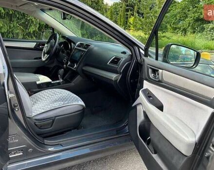 Серый Субару Легаси, объемом двигателя 2.46 л и пробегом 131 тыс. км за 13400 $, фото 5 на Automoto.ua