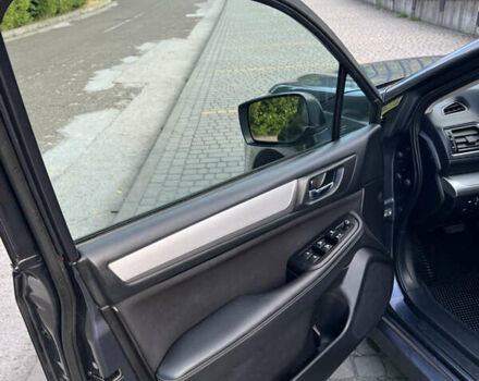 Серый Субару Легаси, объемом двигателя 2.5 л и пробегом 139 тыс. км за 11600 $, фото 6 на Automoto.ua