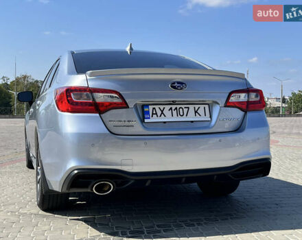Серый Субару Легаси, объемом двигателя 2.5 л и пробегом 70 тыс. км за 15800 $, фото 3 на Automoto.ua