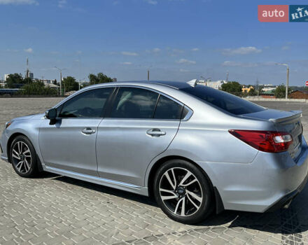 Серый Субару Легаси, объемом двигателя 2.5 л и пробегом 70 тыс. км за 15800 $, фото 5 на Automoto.ua