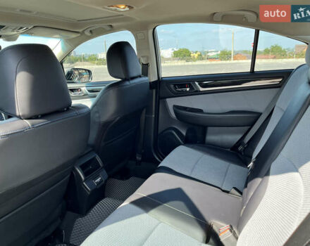 Серый Субару Легаси, объемом двигателя 2.5 л и пробегом 70 тыс. км за 15800 $, фото 13 на Automoto.ua