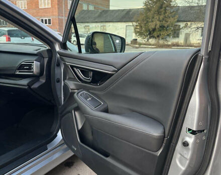 Серый Субару Легаси, объемом двигателя 2.5 л и пробегом 80 тыс. км за 18300 $, фото 5 на Automoto.ua