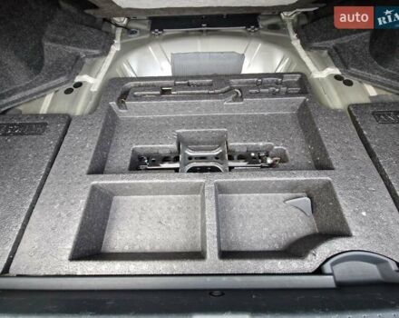 Сірий Субару Легасі, об'ємом двигуна 2.4 л та пробігом 114 тис. км за 19999 $, фото 38 на Automoto.ua