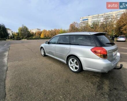 Сірий Субару Легасі, об'ємом двигуна 2 л та пробігом 302 тис. км за 4750 $, фото 4 на Automoto.ua