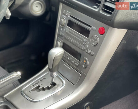 Серый Субару Легаси, объемом двигателя 2.46 л и пробегом 280 тыс. км за 5800 $, фото 18 на Automoto.ua