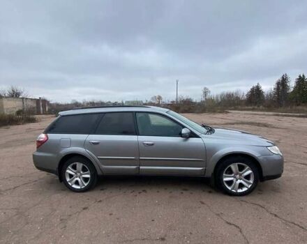 Серый Субару Легаси, объемом двигателя 2.5 л и пробегом 320 тыс. км за 4700 $, фото 1 на Automoto.ua