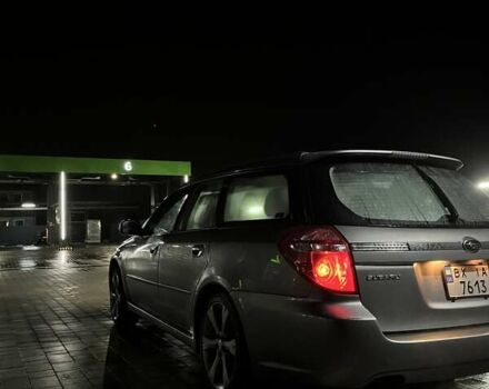 Сірий Субару Легасі, об'ємом двигуна 1.99 л та пробігом 300 тис. км за 6300 $, фото 7 на Automoto.ua