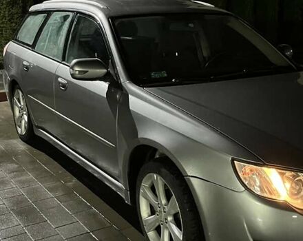 Сірий Субару Легасі, об'ємом двигуна 1.99 л та пробігом 300 тис. км за 6300 $, фото 3 на Automoto.ua