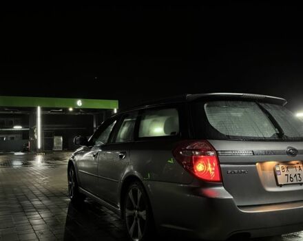 Серый Субару Легаси, объемом двигателя 2 л и пробегом 300 тыс. км за 6300 $, фото 5 на Automoto.ua