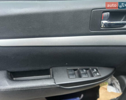 Серый Субару Легаси, объемом двигателя 2 л и пробегом 196 тыс. км за 7900 $, фото 12 на Automoto.ua