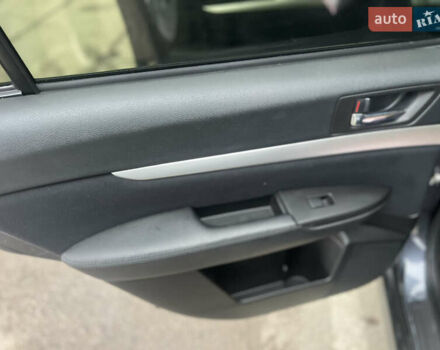 Серый Субару Легаси, объемом двигателя 2 л и пробегом 196 тыс. км за 7900 $, фото 13 на Automoto.ua