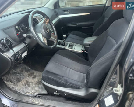 Серый Субару Легаси, объемом двигателя 2 л и пробегом 196 тыс. км за 7900 $, фото 11 на Automoto.ua