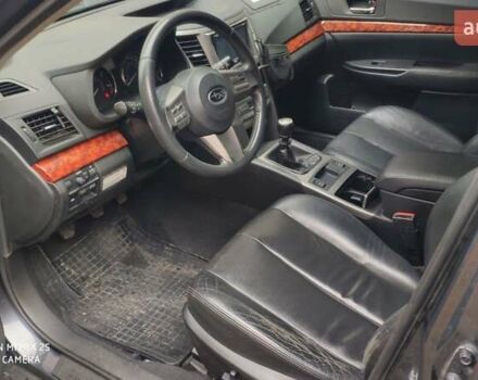 Сірий Субару Легасі, об'ємом двигуна 2 л та пробігом 178 тис. км за 6500 $, фото 18 на Automoto.ua