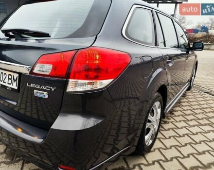 Серый Субару Легаси, объемом двигателя 2 л и пробегом 215 тыс. км за 7500 $, фото 10 на Automoto.ua