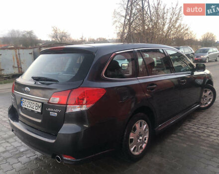 Серый Субару Легаси, объемом двигателя 2 л и пробегом 216 тыс. км за 7777 $, фото 3 на Automoto.ua