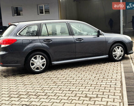 Серый Субару Легаси, объемом двигателя 2 л и пробегом 216 тыс. км за 7777 $, фото 5 на Automoto.ua