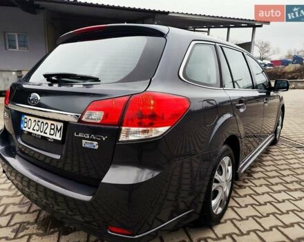 Серый Субару Легаси, объемом двигателя 2 л и пробегом 215 тыс. км за 7500 $, фото 9 на Automoto.ua