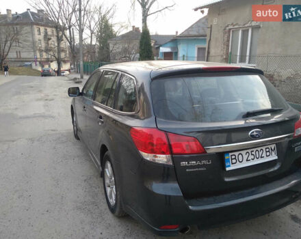 Серый Субару Легаси, объемом двигателя 2 л и пробегом 207 тыс. км за 6499 $, фото 2 на Automoto.ua