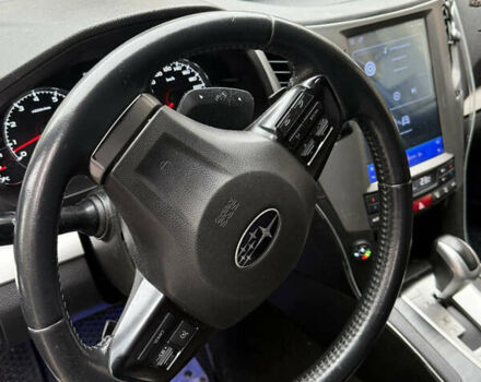 Серый Субару Легаси, объемом двигателя 2.5 л и пробегом 270 тыс. км за 9500 $, фото 1 на Automoto.ua