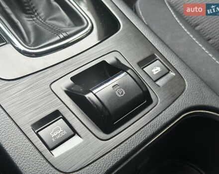 Сірий Субару Легасі, об'ємом двигуна 1.99 л та пробігом 200 тис. км за 15750 $, фото 88 на Automoto.ua