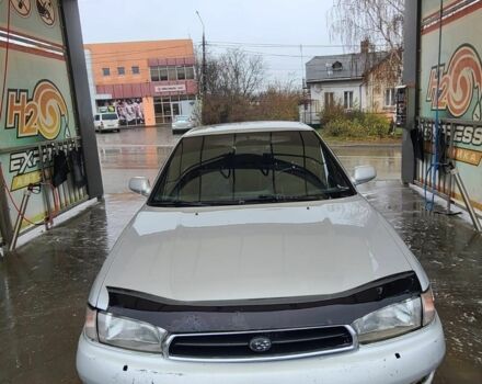 Серый Субару Легаси, объемом двигателя 2.5 л и пробегом 35 тыс. км за 1750 $, фото 1 на Automoto.ua