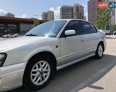 Серый Субару Легаси, объемом двигателя 1.99 л и пробегом 251 тыс. км за 2400 $, фото 1 на Automoto.ua