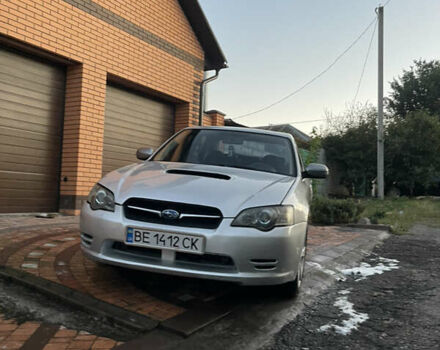 Сірий Субару Легасі, об'ємом двигуна 2 л та пробігом 233 тис. км за 4200 $, фото 1 на Automoto.ua